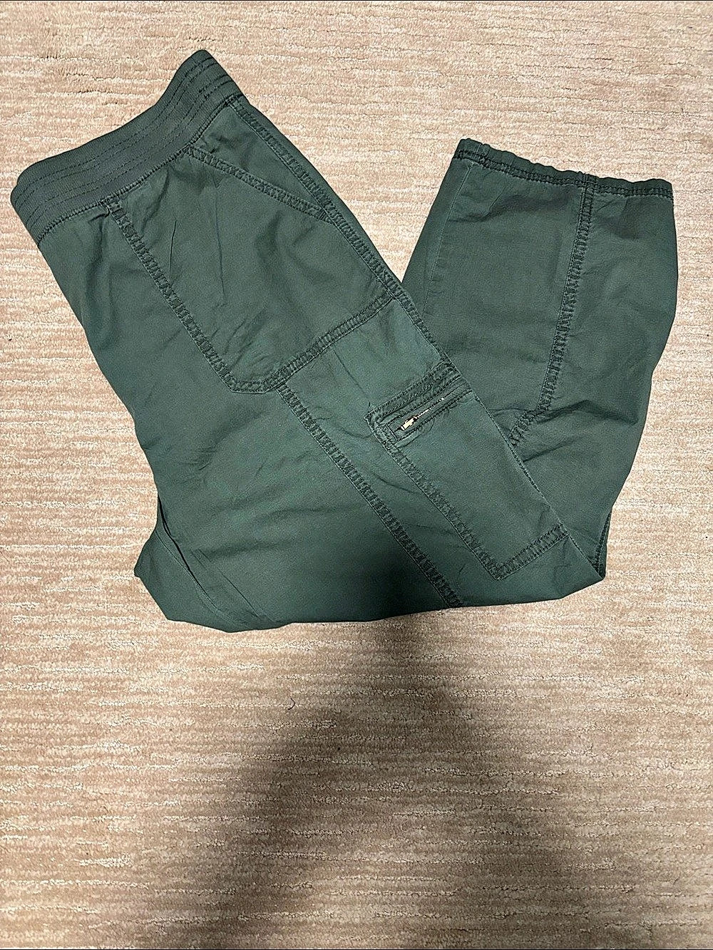 Chico's Zenergy UPF Cargo Cropped Pants Green 1.5 US